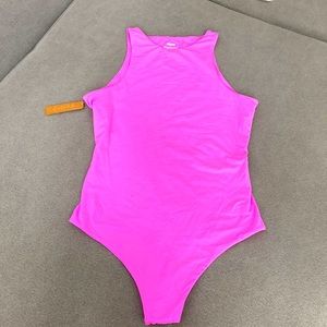 SKIMS FITS EVERYBODY HIGH NECK BODYSUIT